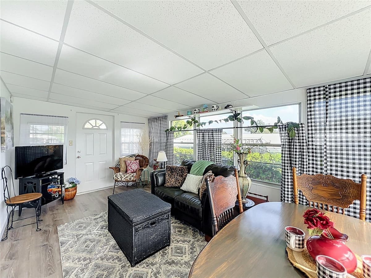 3374 EVERGREEN ROAD — photo 45 of 65