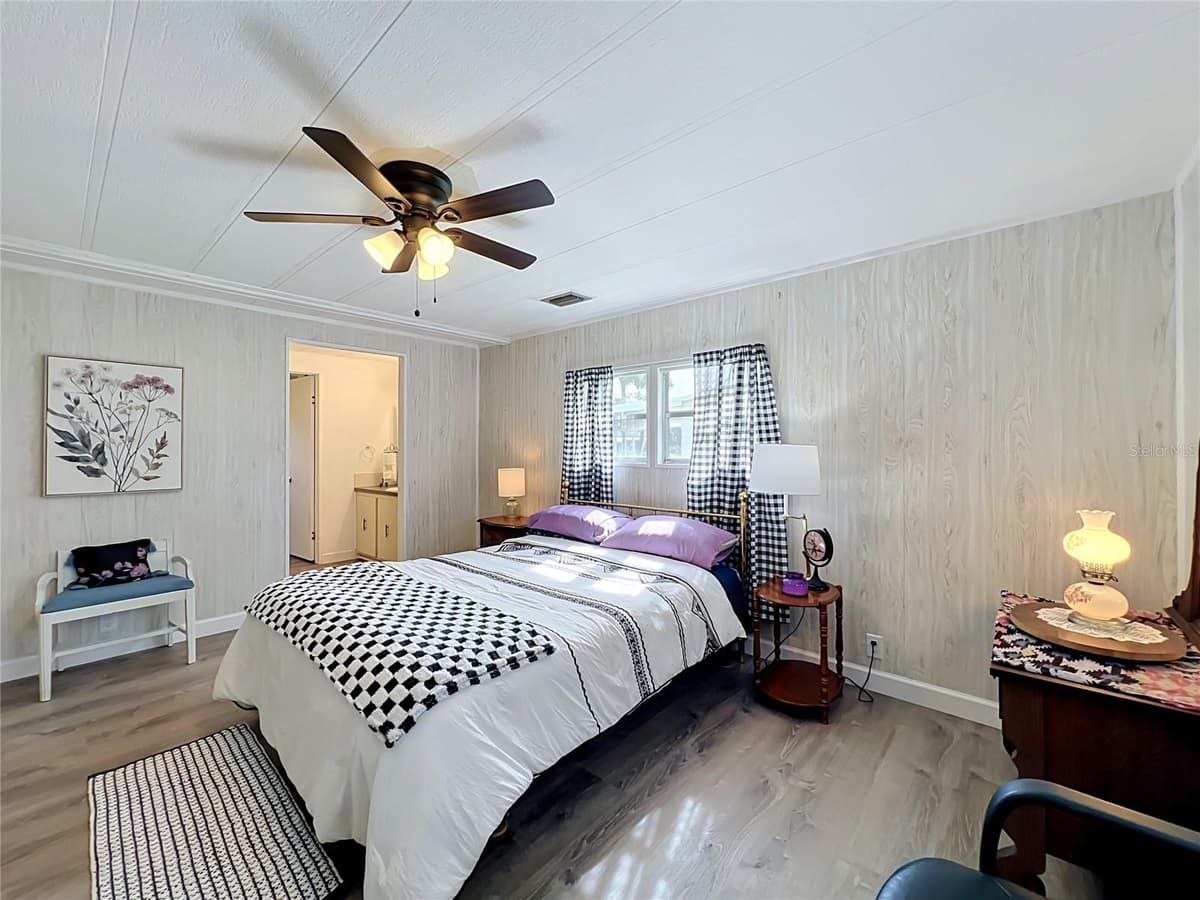 3374 EVERGREEN ROAD — photo 36 of 65