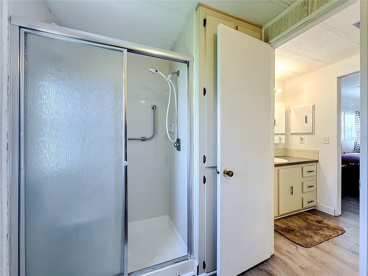 3374 EVERGREEN ROAD — photo 42 of 65