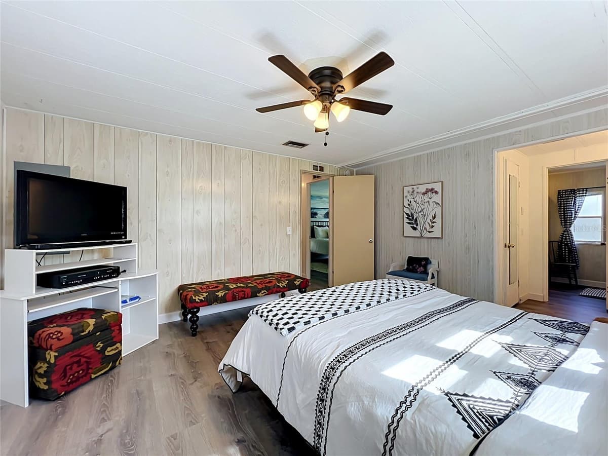 3374 EVERGREEN ROAD — photo 35 of 65