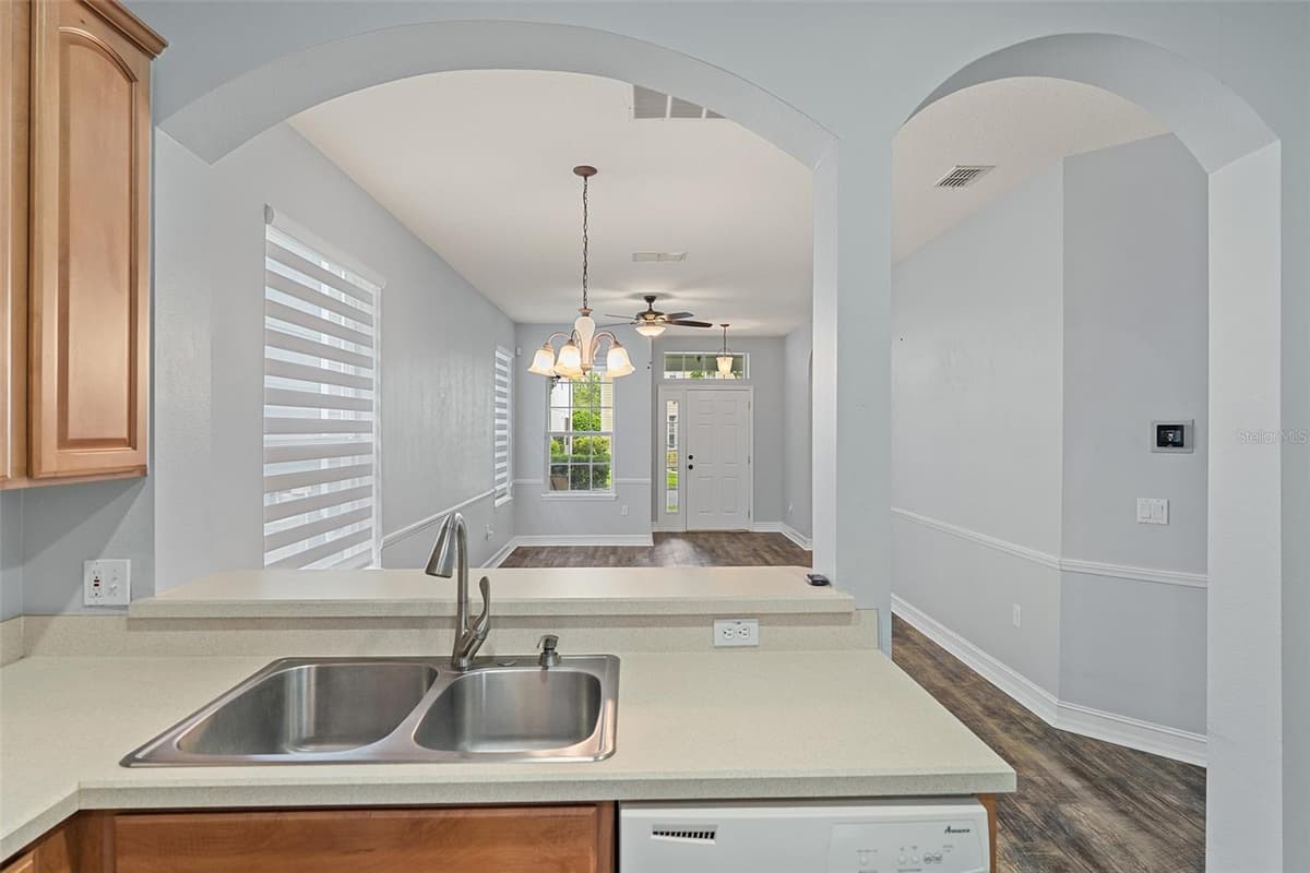 3333 BRACKEN FERN DR — photo 8 of 62