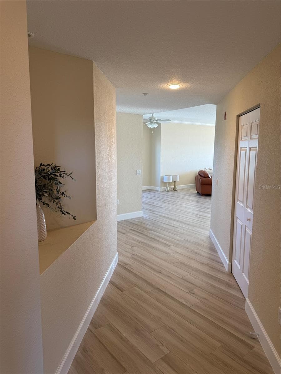 423 150TH AVENUE — photo 3 of 24