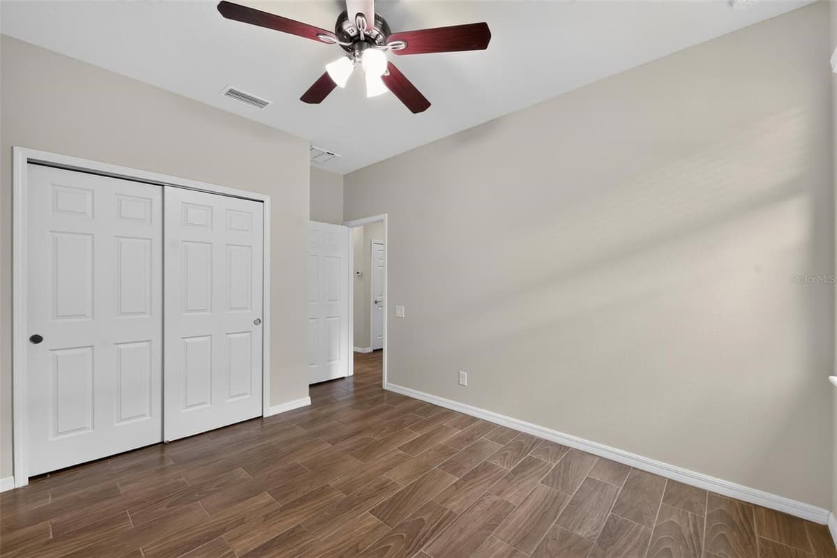 2130 LANDSIDE DRIVE — photo 16 of 36