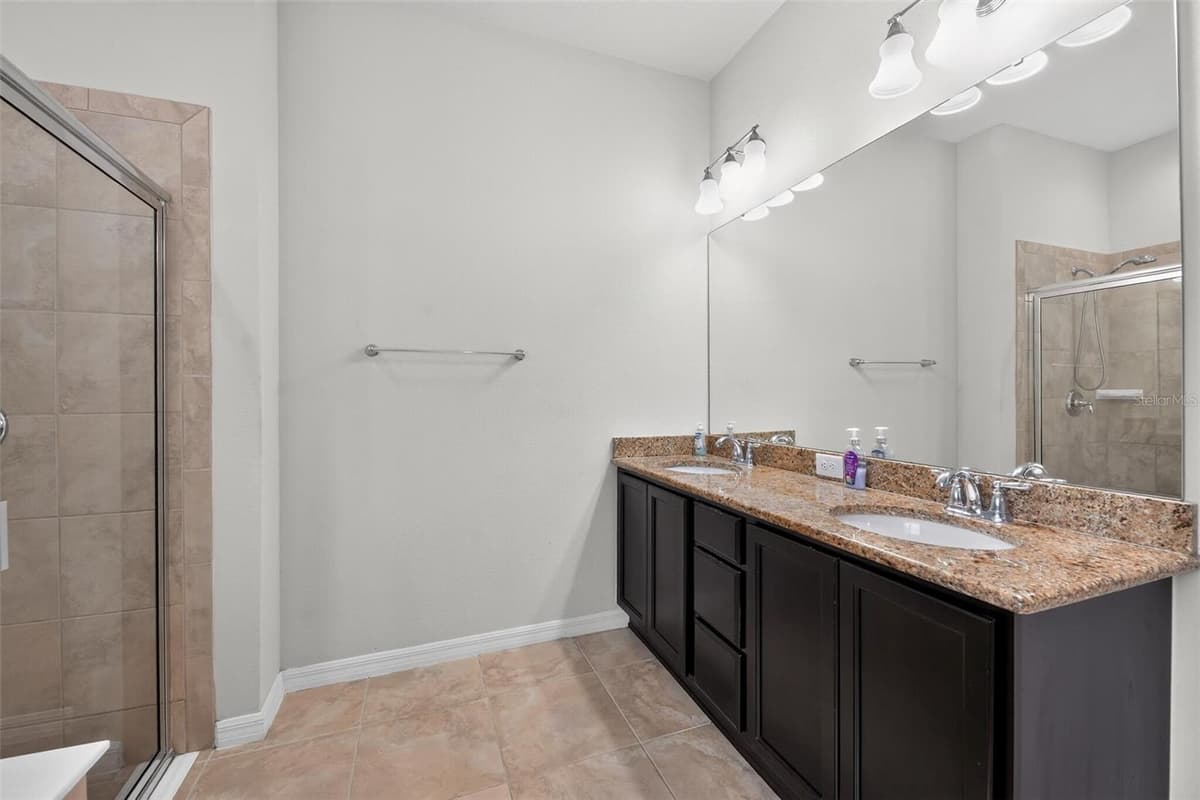 2130 LANDSIDE DRIVE — photo 28 of 36