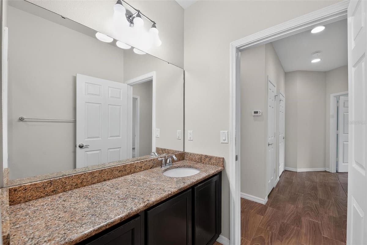 2130 LANDSIDE DRIVE — photo 31 of 36
