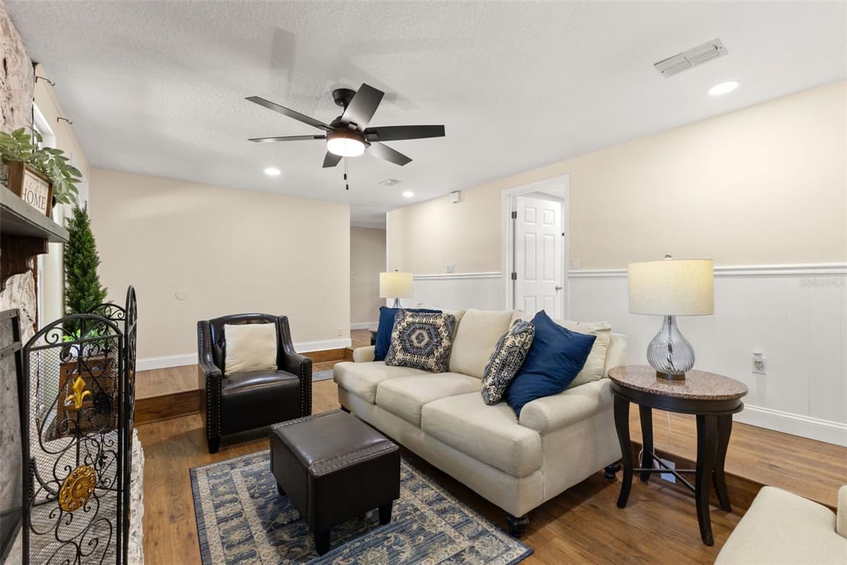 17504 THOMAS BOULEVARD — photo 11 of 66