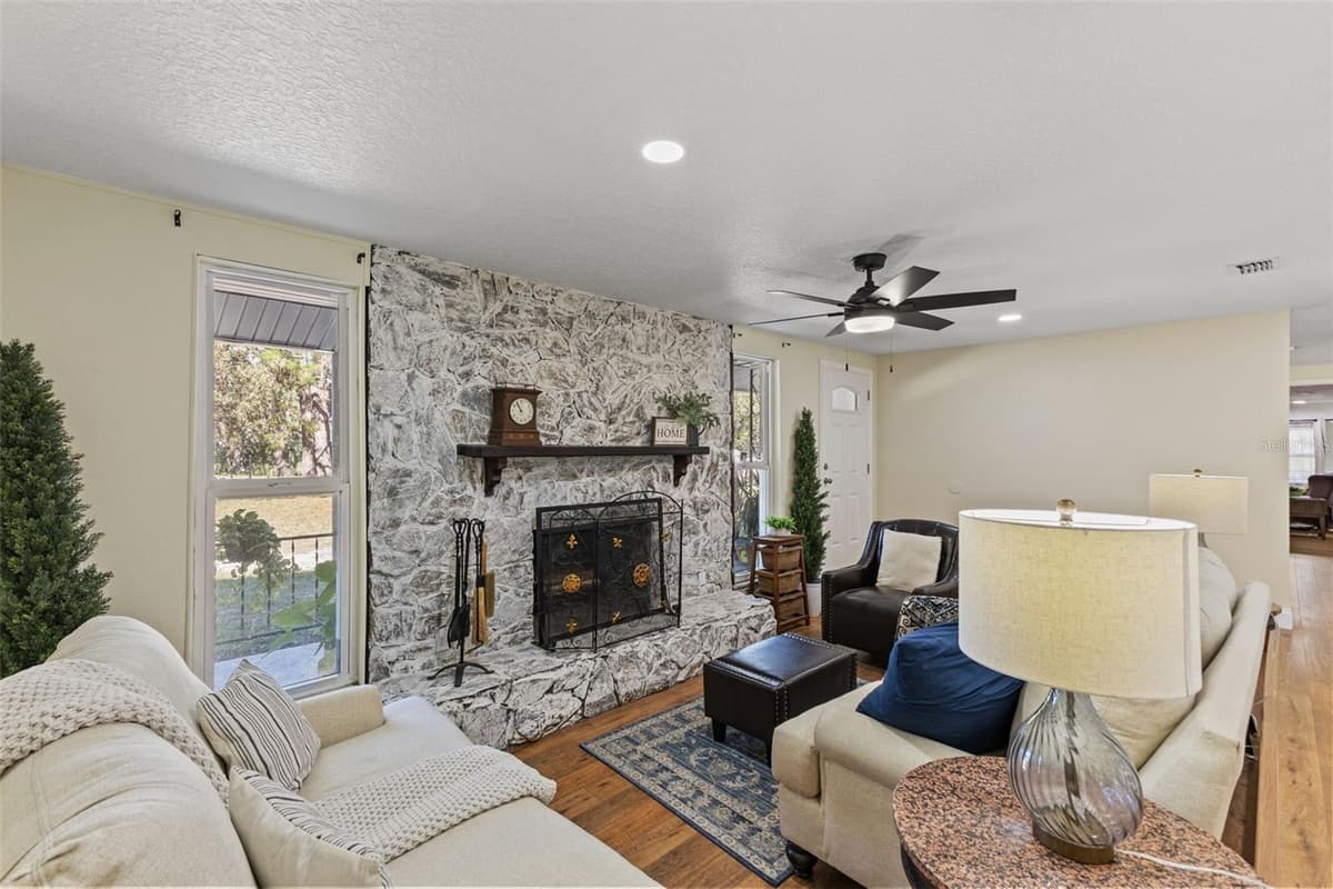 17504 THOMAS BOULEVARD — photo 12 of 66