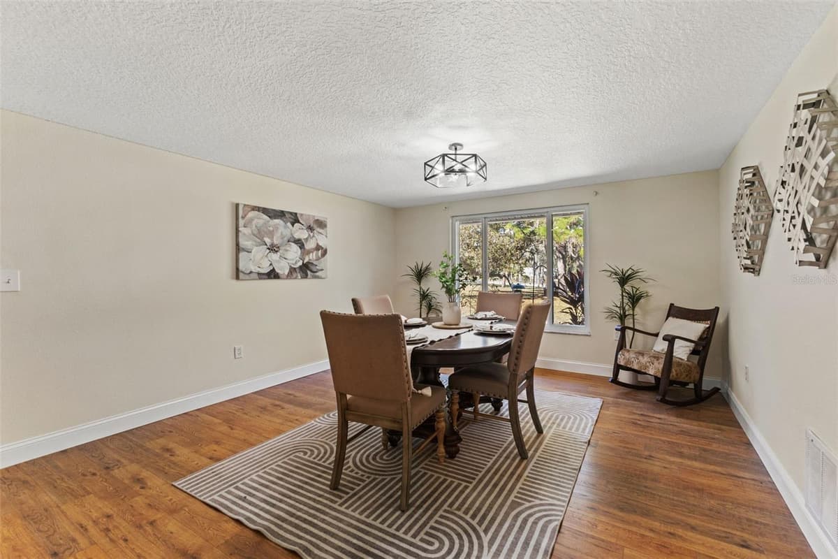 17504 THOMAS BOULEVARD — photo 16 of 66