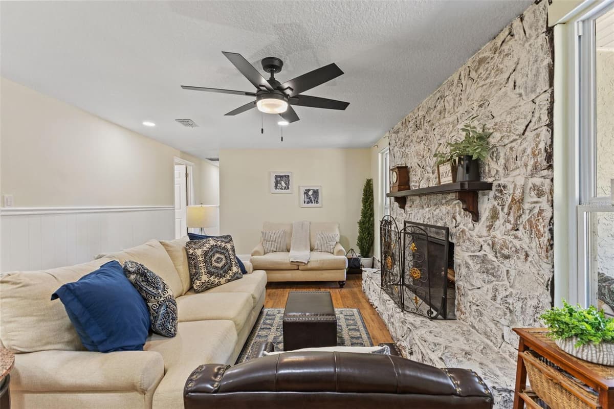 17504 THOMAS BOULEVARD — photo 9 of 66