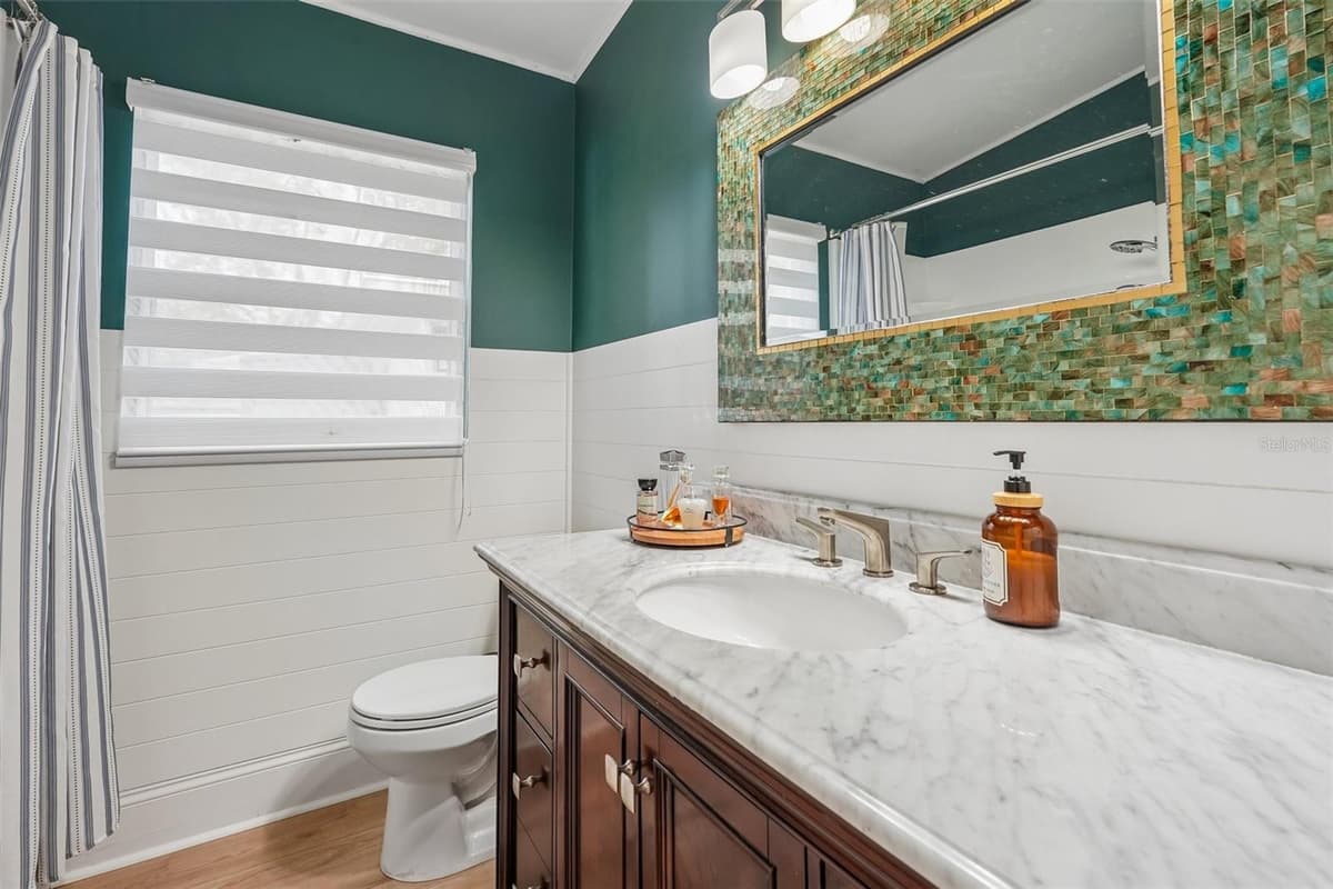 2406 FLORIDA BOULEVARD — photo 16 of 39