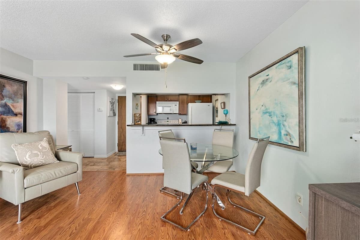 3600 OCEAN SHORE BOULEVARD — photo 12 of 30