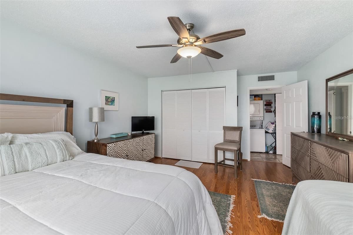 3600 OCEAN SHORE BOULEVARD — photo 16 of 30