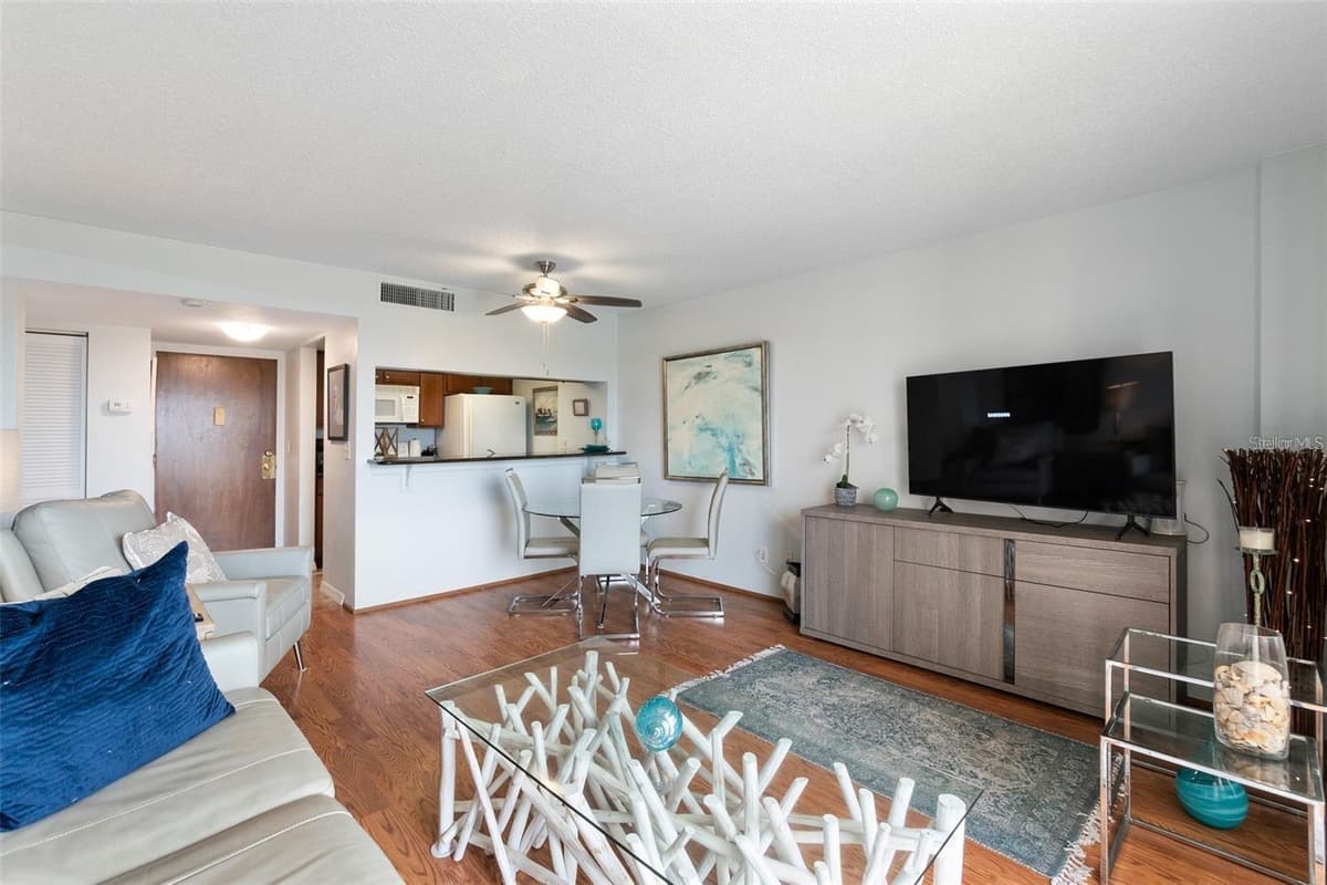 3600 OCEAN SHORE BOULEVARD — photo 10 of 30