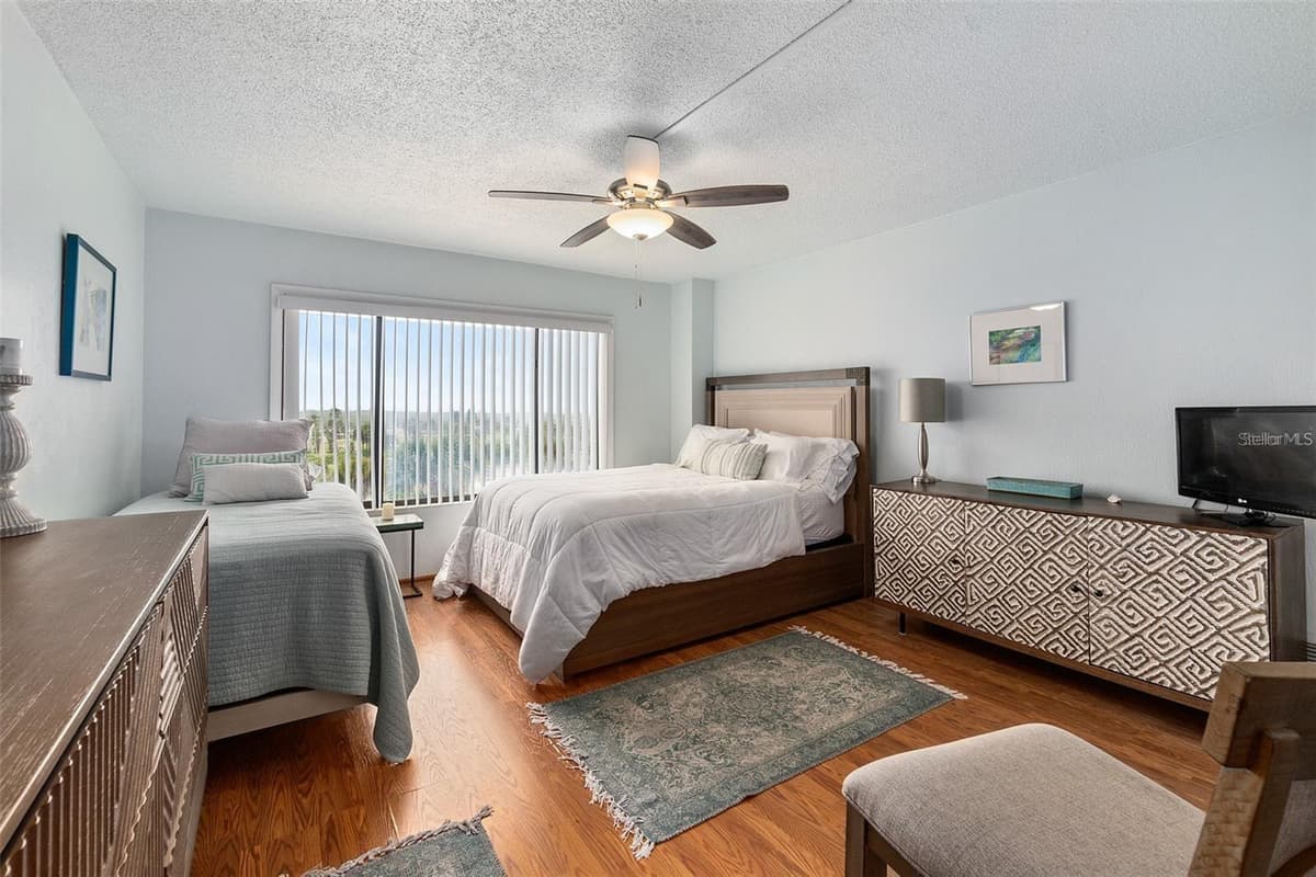 3600 OCEAN SHORE BOULEVARD — photo 14 of 30