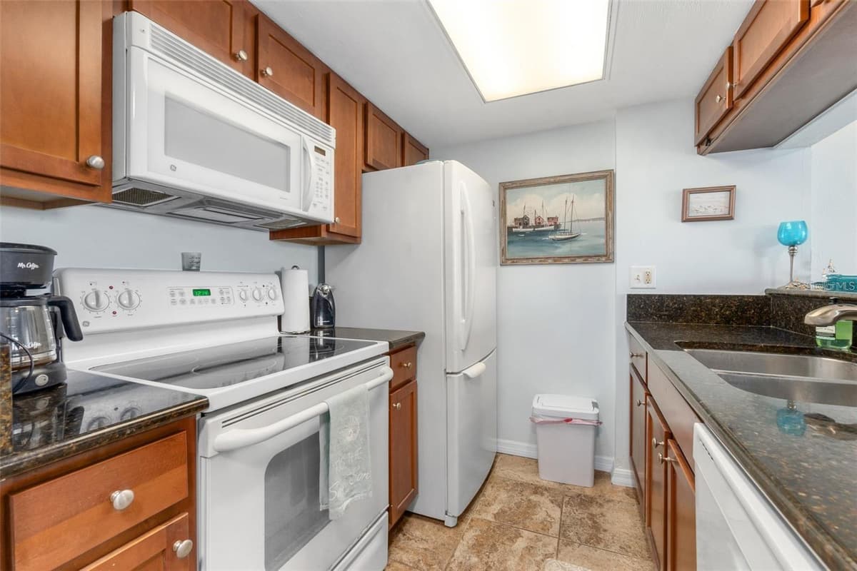 3600 OCEAN SHORE BOULEVARD — photo 6 of 30