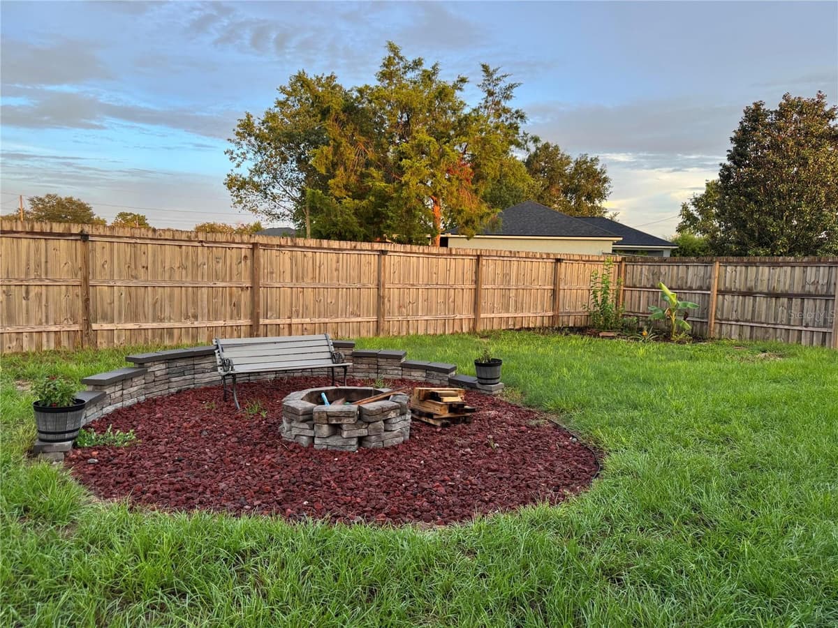 19 WILLOW RUN — photo 31 of 37