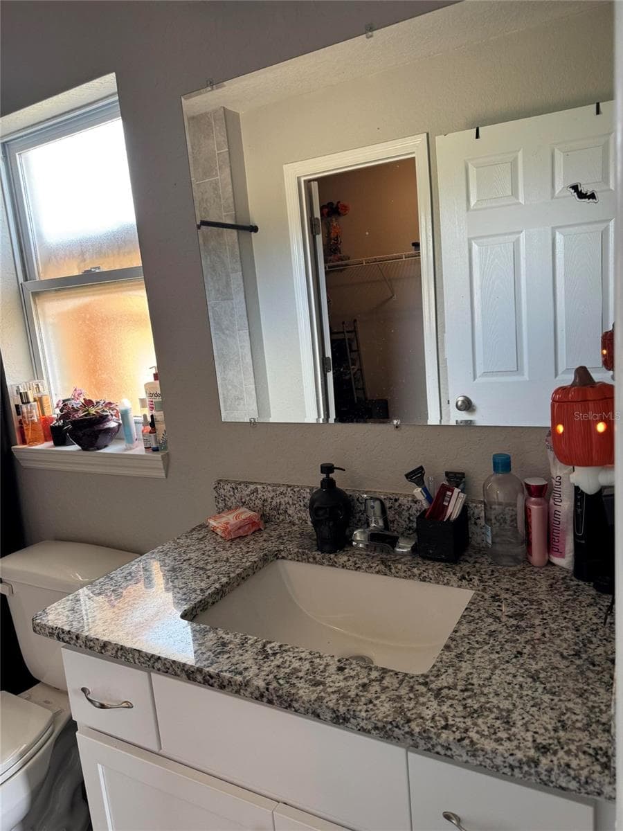 19 WILLOW RUN — photo 11 of 37