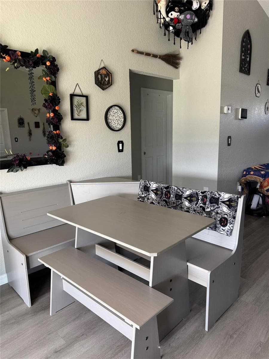 19 WILLOW RUN — photo 16 of 37