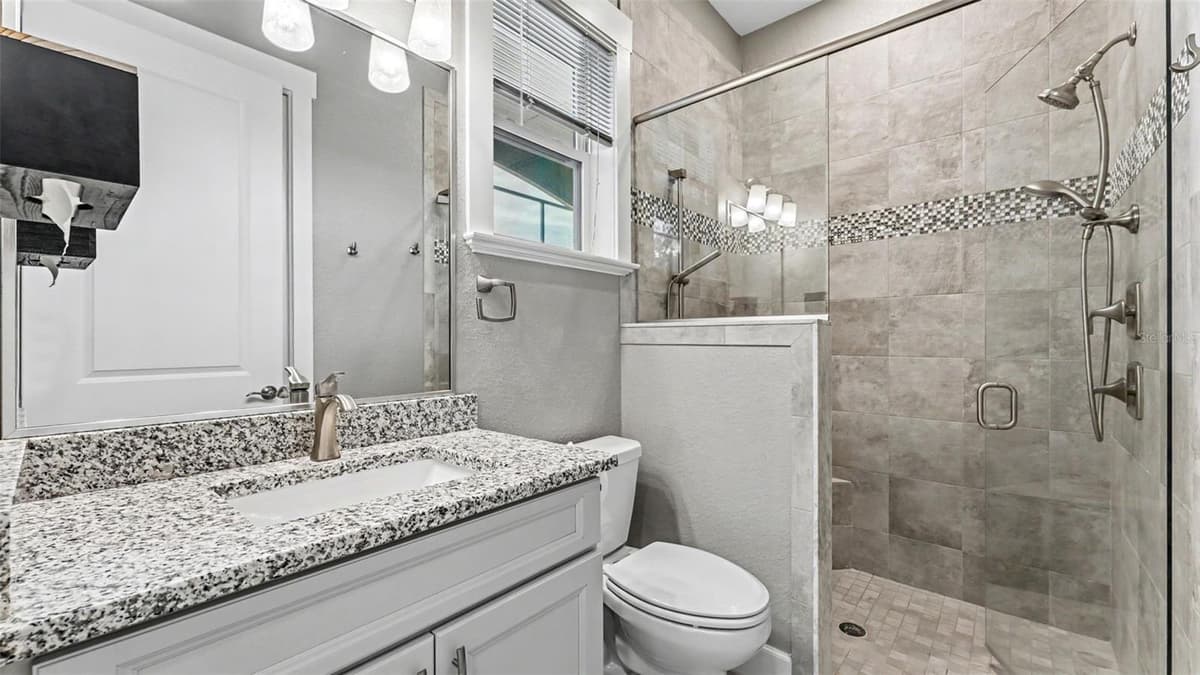 3220 FISH HAWK DRIVE — photo 10 of 36