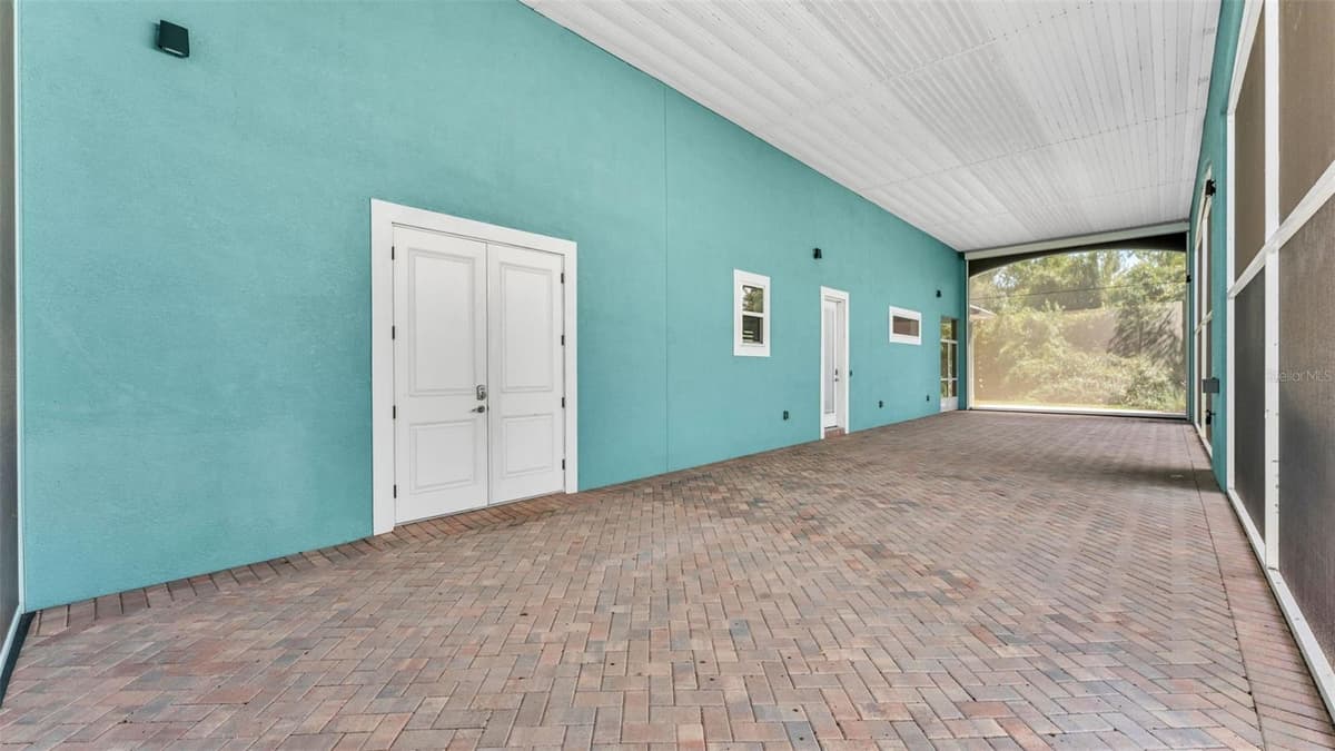 3220 FISH HAWK DRIVE — photo 18 of 36