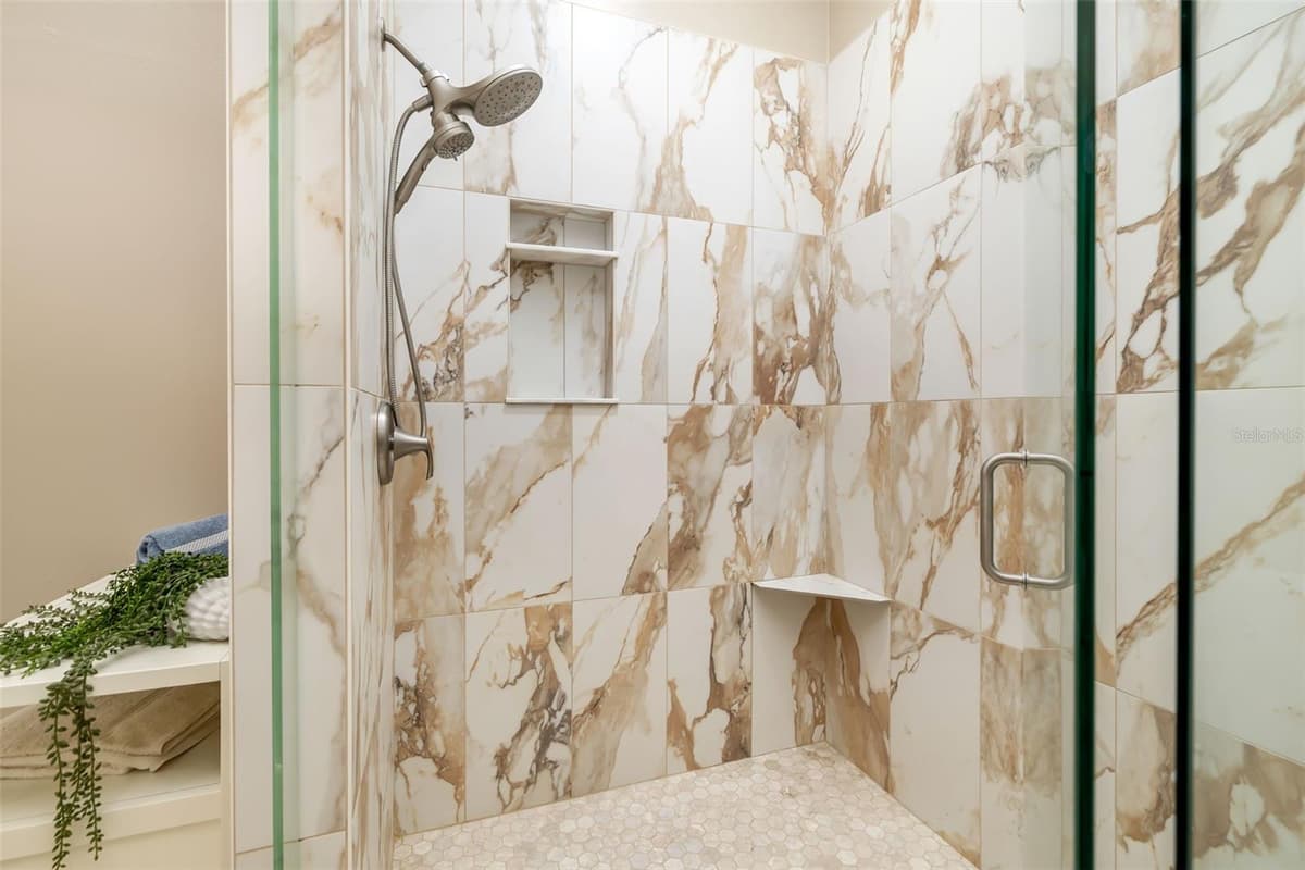 746 EAGLE POINT DRIVE — photo 34 of 63