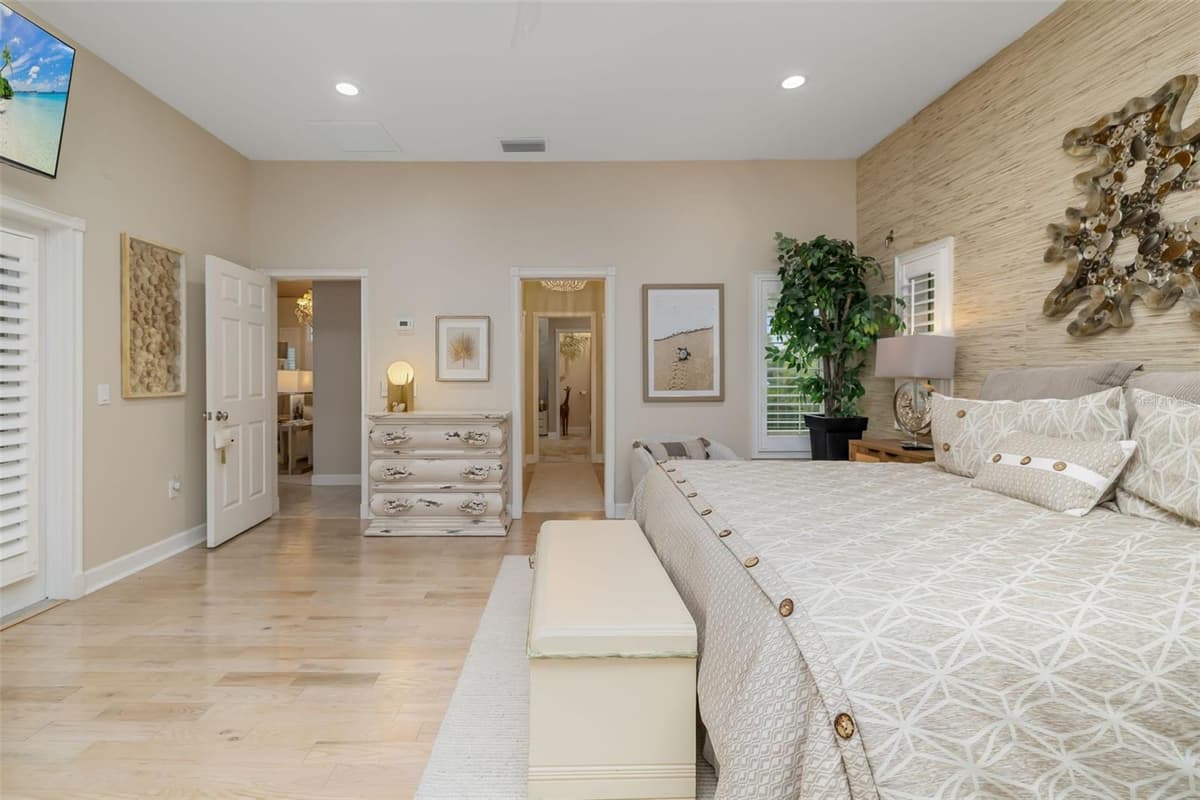 746 EAGLE POINT DRIVE — photo 26 of 63