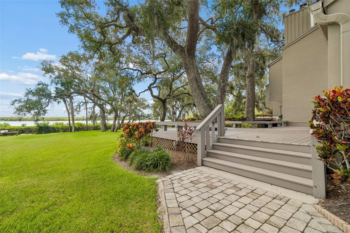 1111 BAYSHORE BOULEVARD — photo 3 of 66