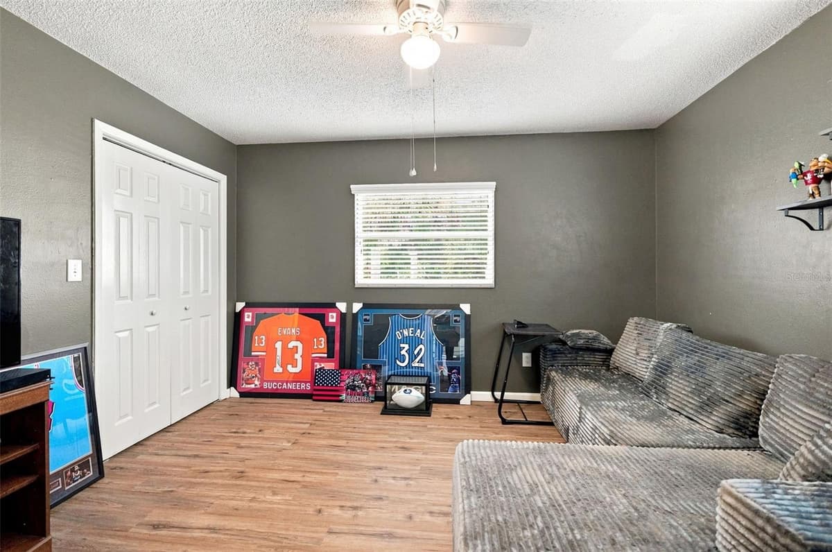 9550 PURDY STREET — photo 14 of 34