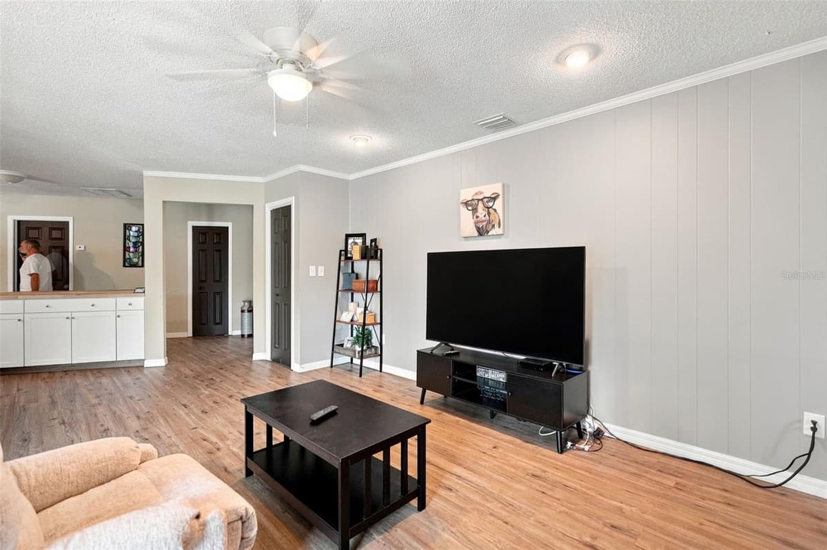 9550 PURDY STREET — photo 6 of 34