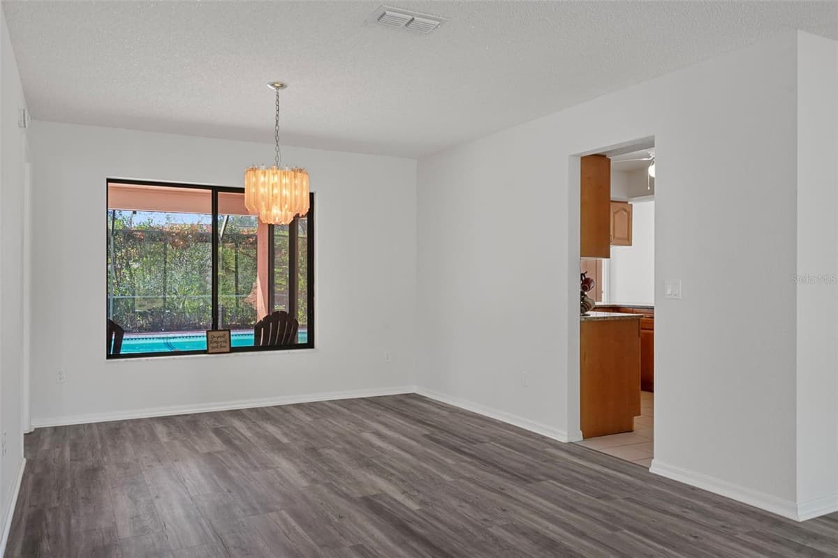 8444 BOYCE STREET — photo 14 of 57