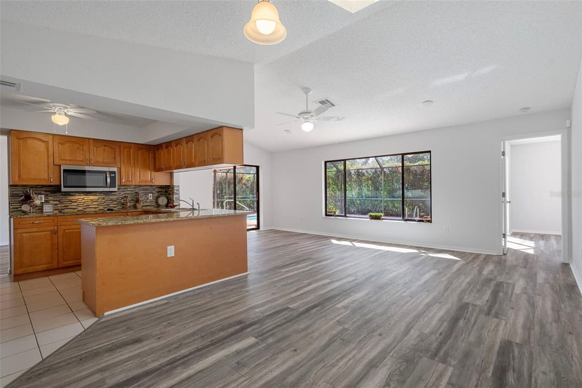 8444 BOYCE STREET — photo 23 of 57