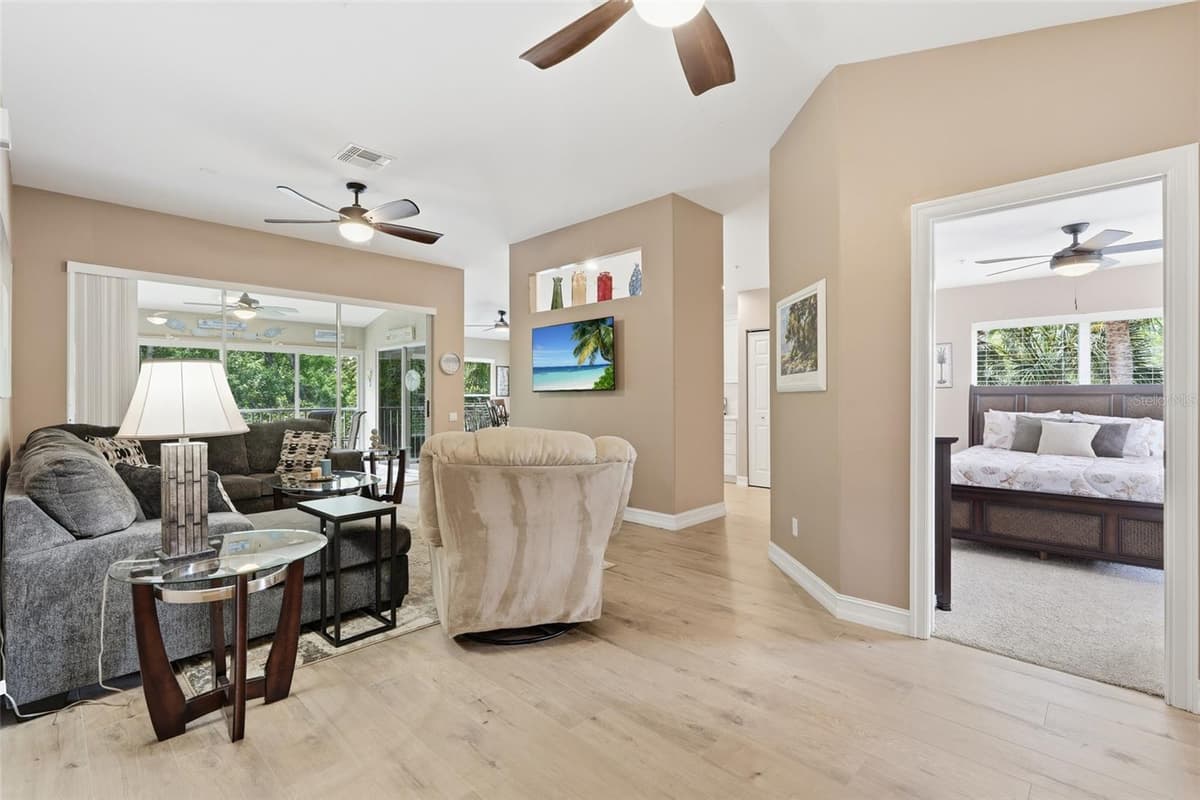 710 TARPON COVE DRIVE — photo 8 of 40