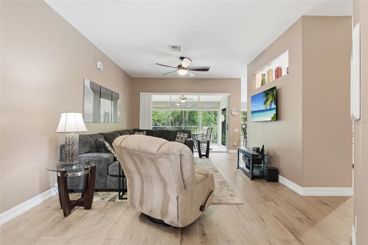 710 TARPON COVE DRIVE — photo 10 of 40