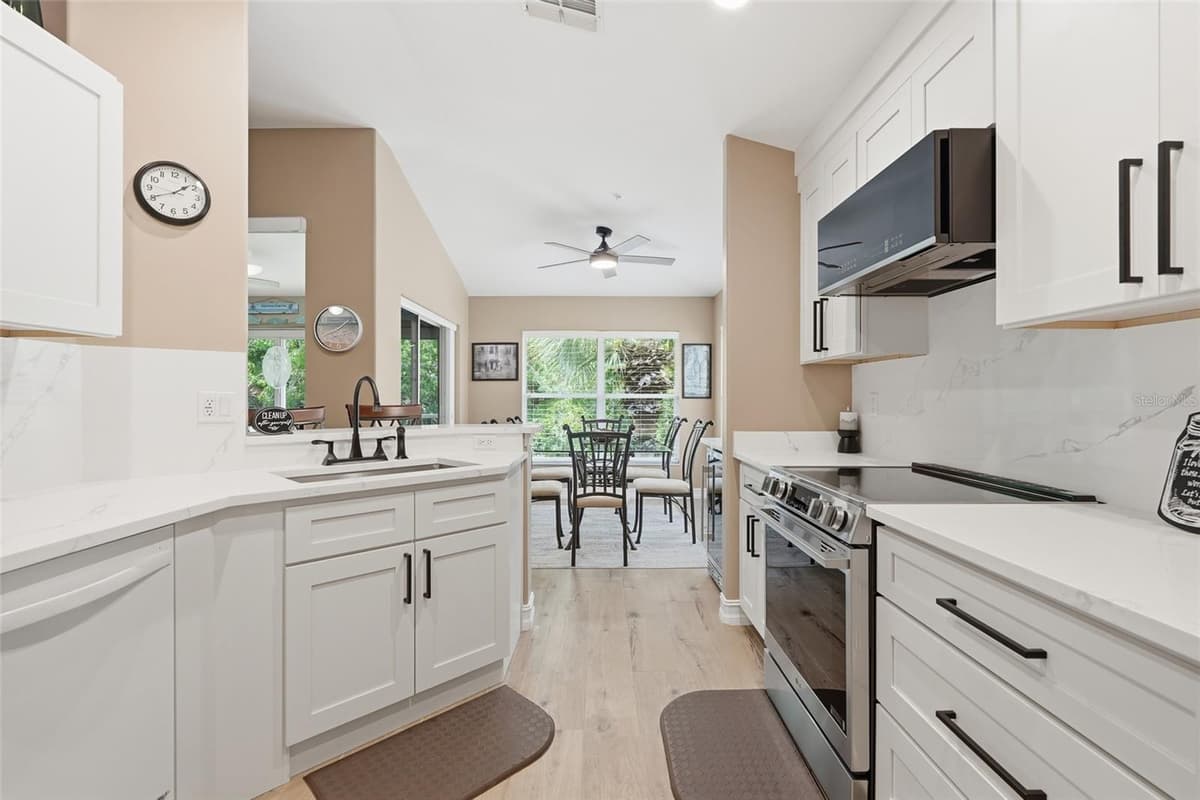 710 TARPON COVE DRIVE — photo 15 of 40