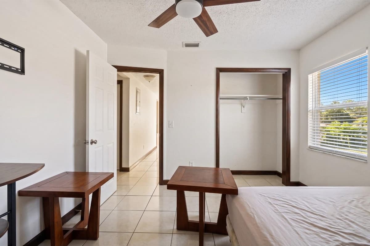 1803 BOUGAINVILLEA AVENUE — photo 11 of 33