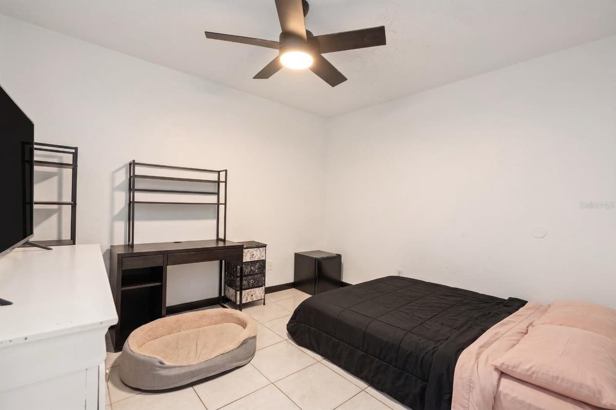 1803 BOUGAINVILLEA AVENUE — photo 12 of 33