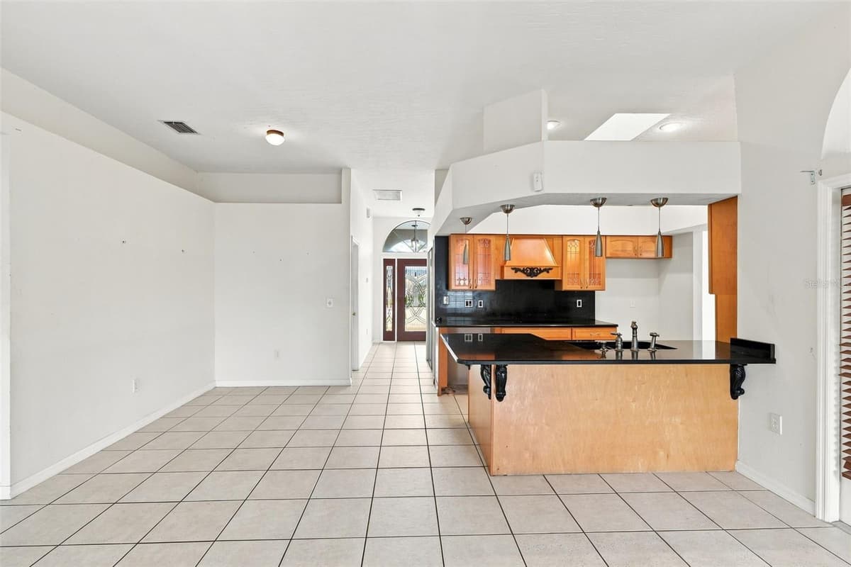 934 PINE WALK COURT — photo 8 of 36