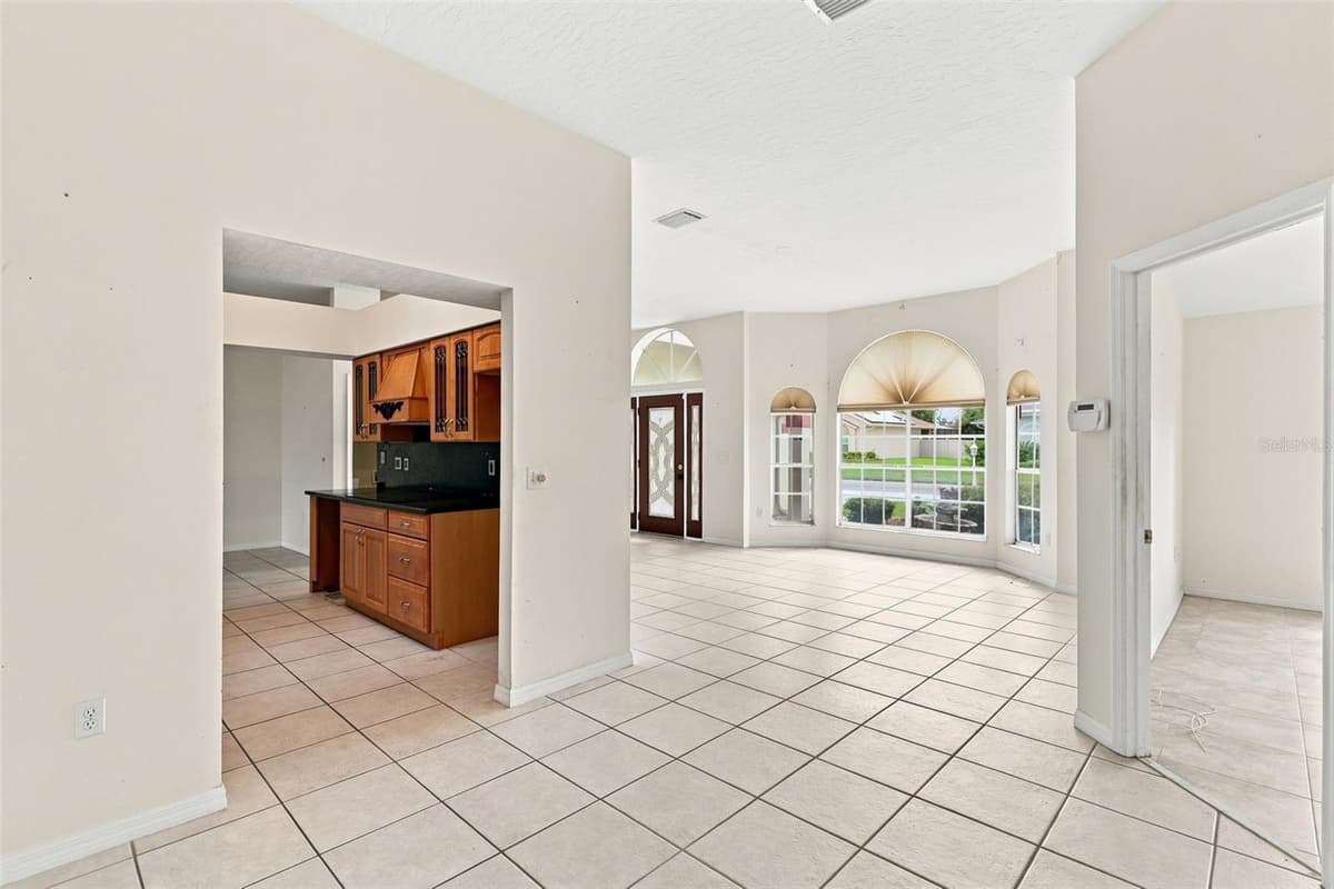 934 PINE WALK COURT — photo 4 of 36