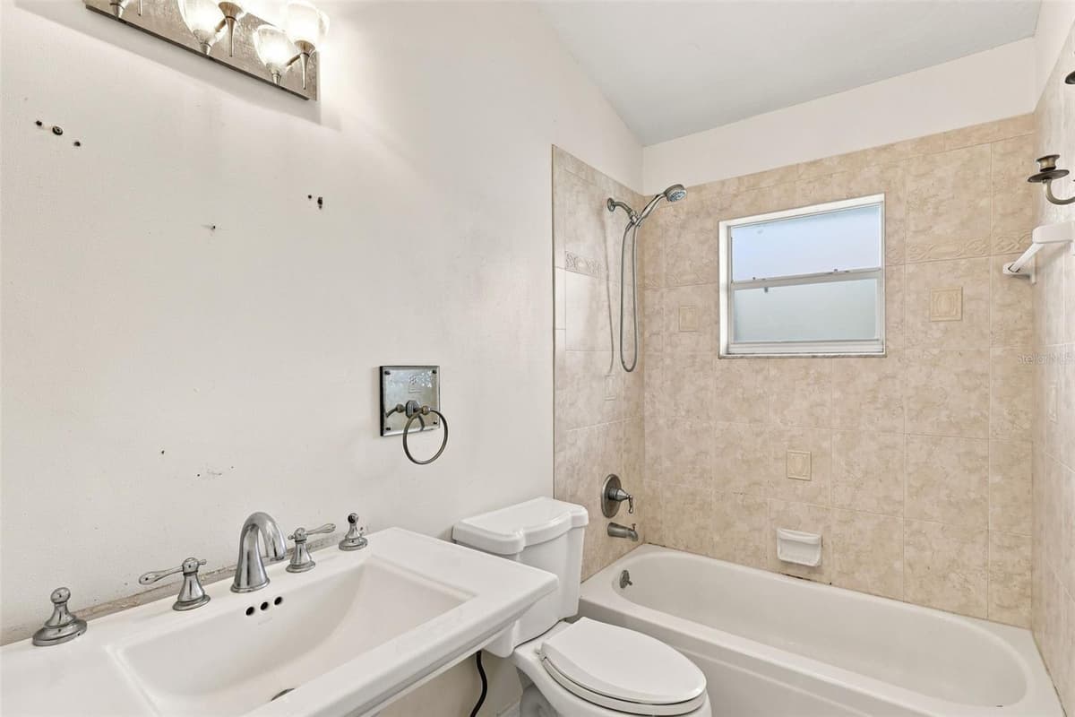 934 PINE WALK COURT — photo 23 of 36