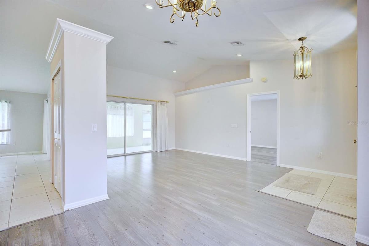 4253 CREMONA DRIVE — photo 11 of 54