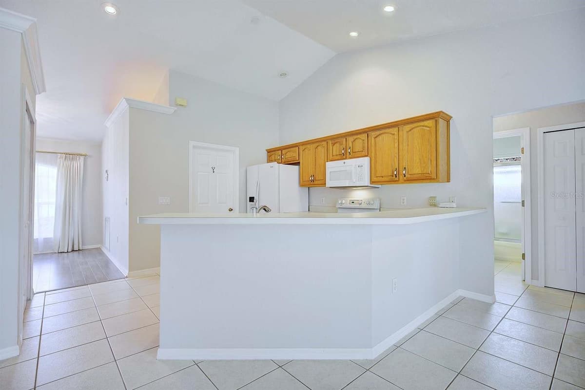 4253 CREMONA DRIVE — photo 16 of 54