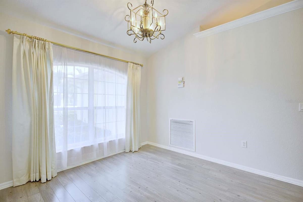 4253 CREMONA DRIVE — photo 10 of 54