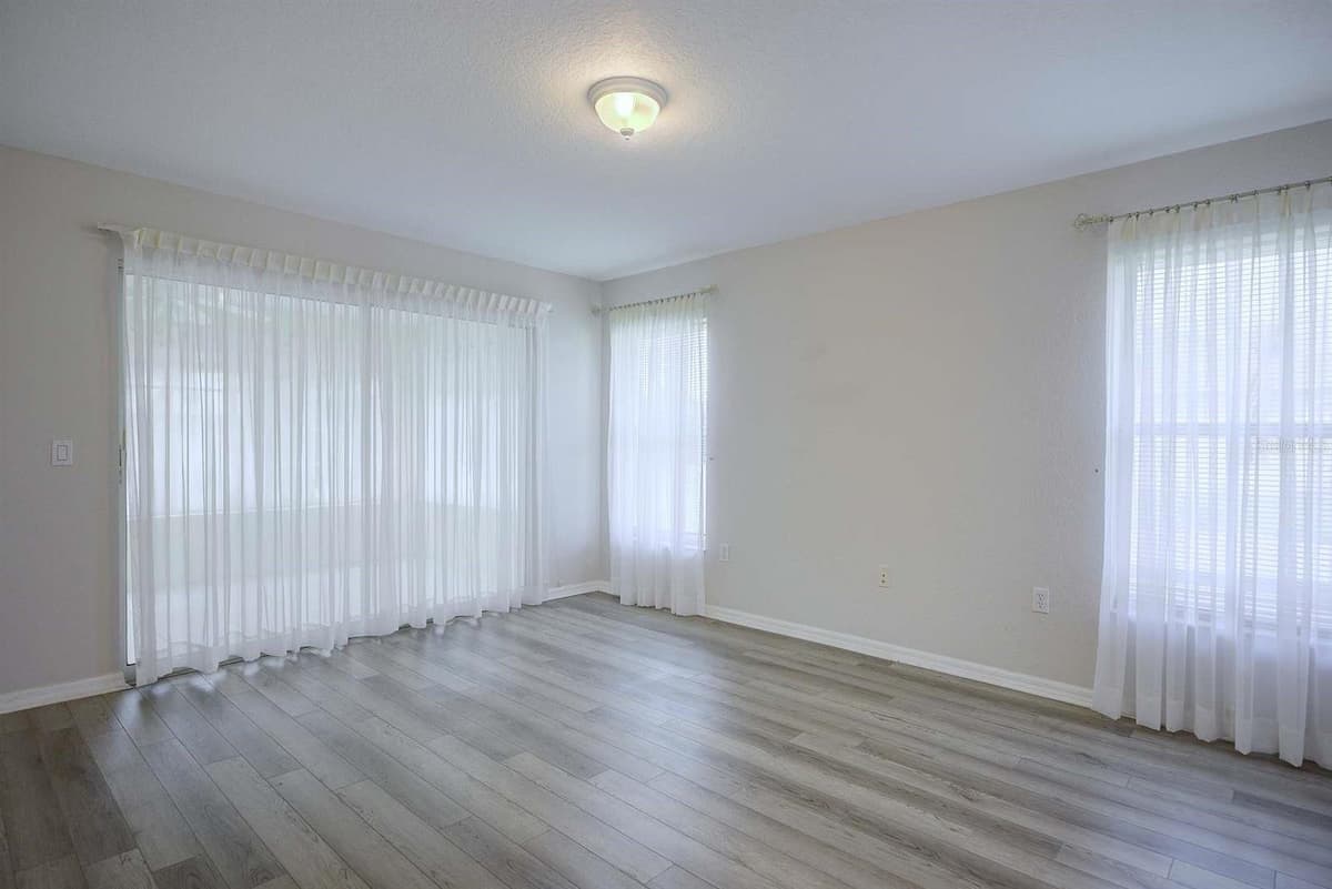 4253 CREMONA DRIVE — photo 30 of 54