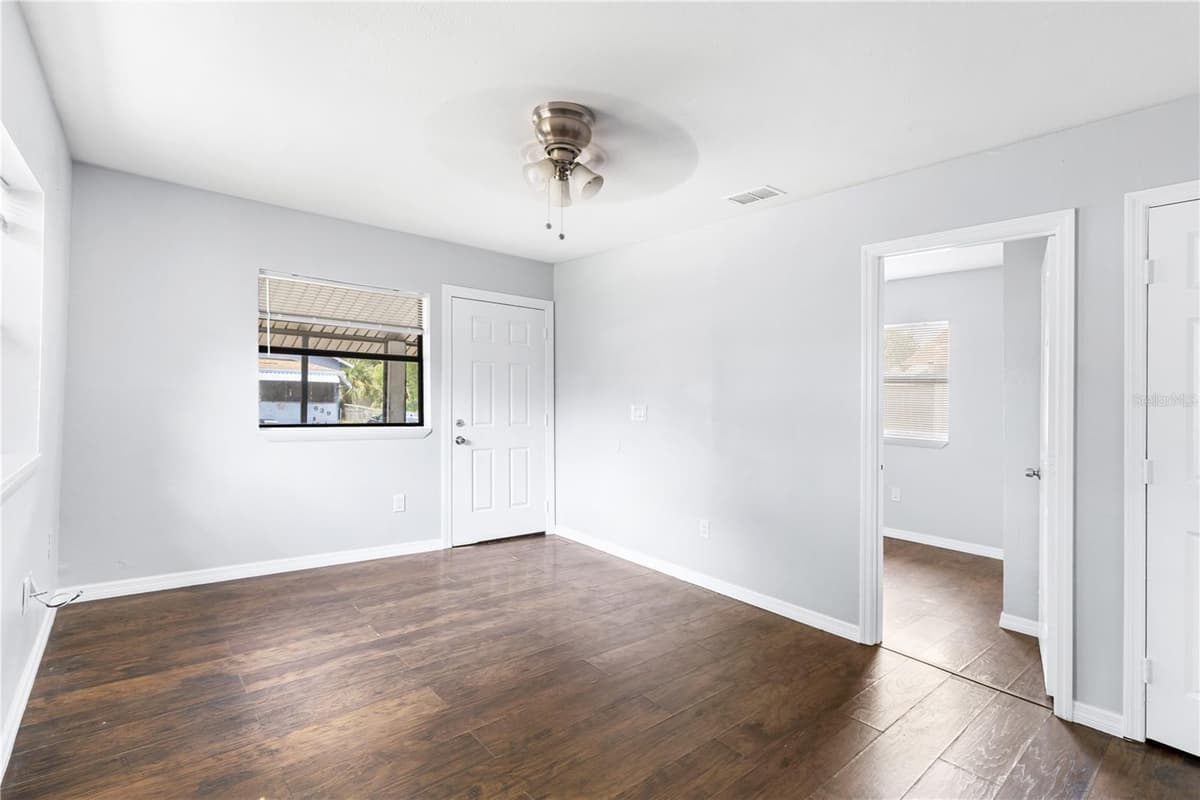 638 8TH STREET — photo 4 of 14