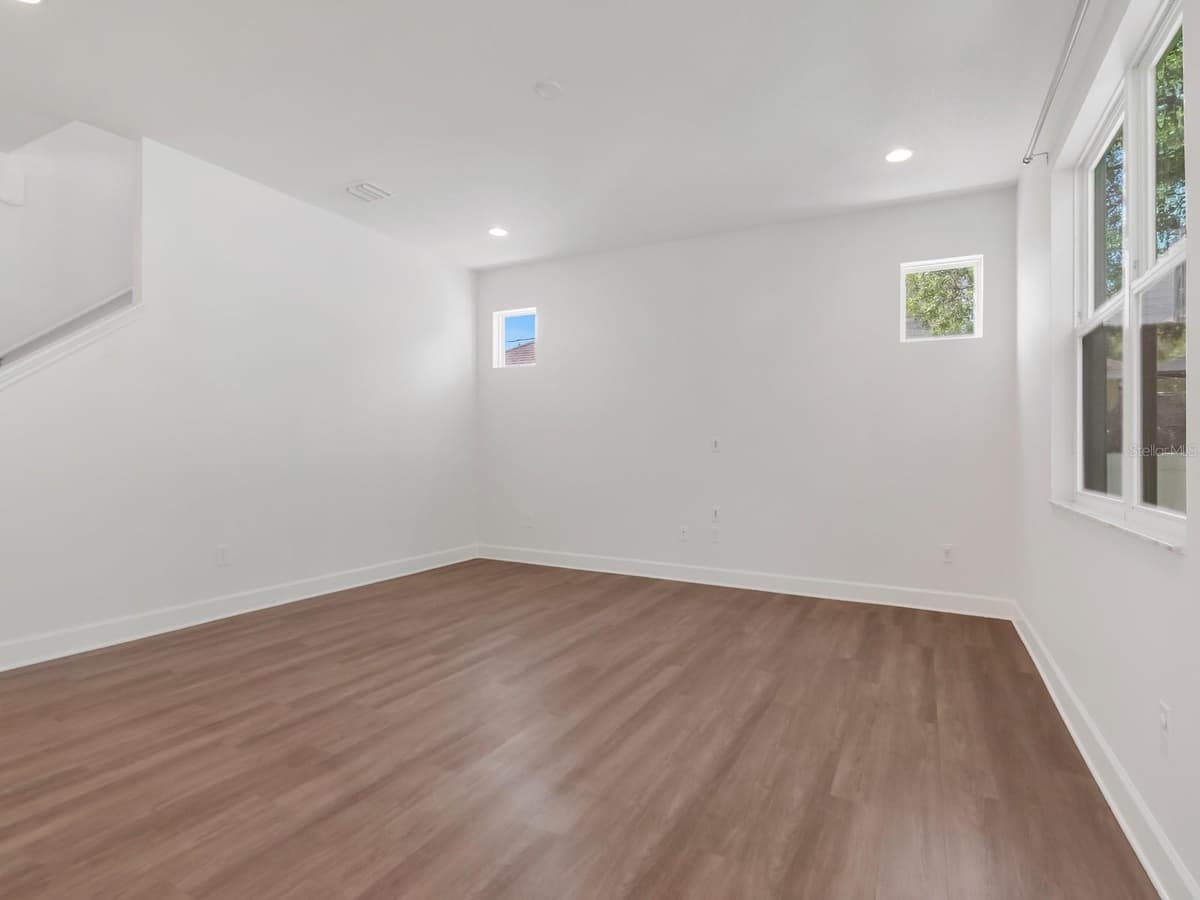 7115 TRASK STREET — photo 20 of 64