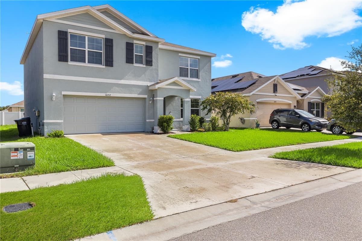 10212 GOLDEN LIGHT COURT — photo 3 of 48
