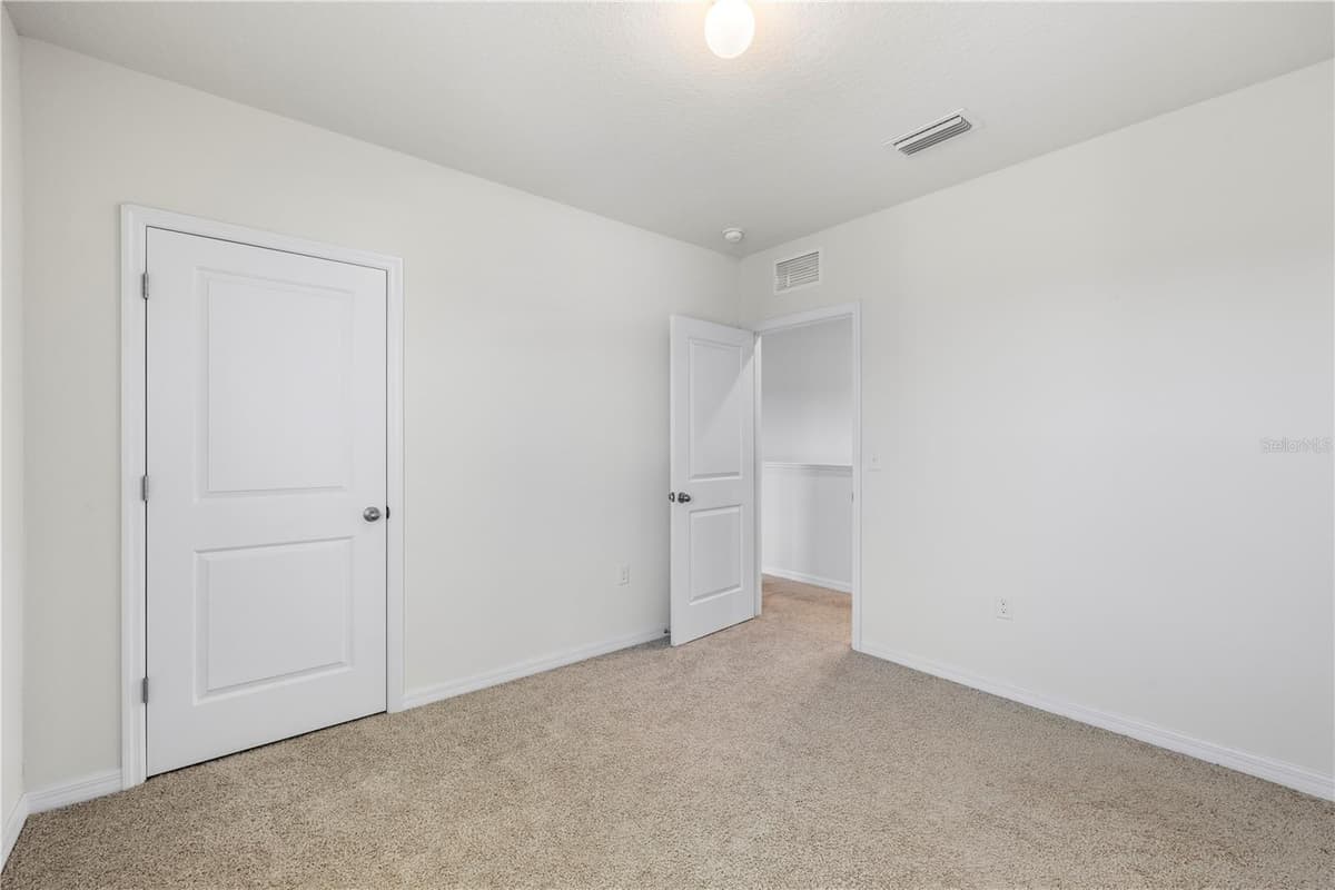 10212 GOLDEN LIGHT COURT — photo 26 of 48
