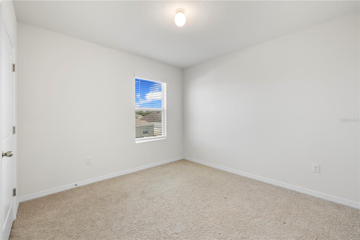 10212 GOLDEN LIGHT COURT — photo 29 of 48