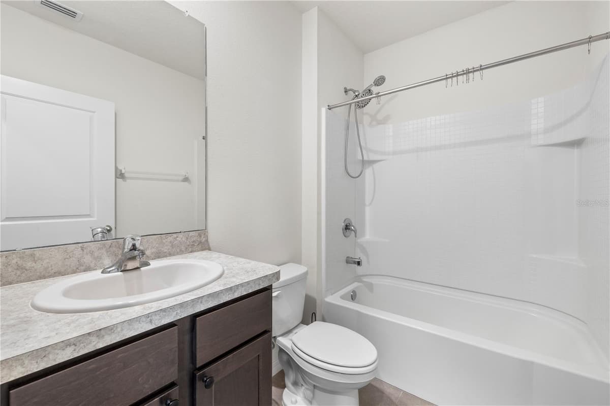 10212 GOLDEN LIGHT COURT — photo 42 of 48