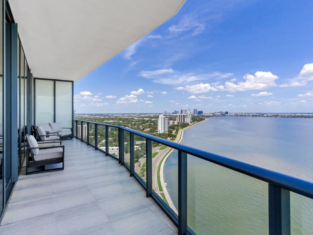 3101 BAYSHORE BOULEVARD — photo 32 of 57